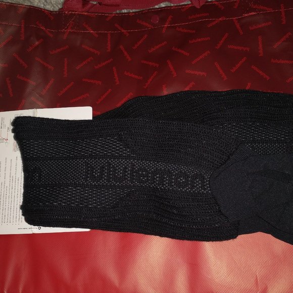 NWT Lululemon Find Your Balance Leg Warmer M/L - Picture 5 of 5